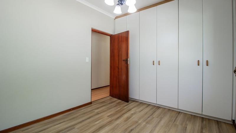 4 Bedroom Property for Sale in Kenridge Western Cape